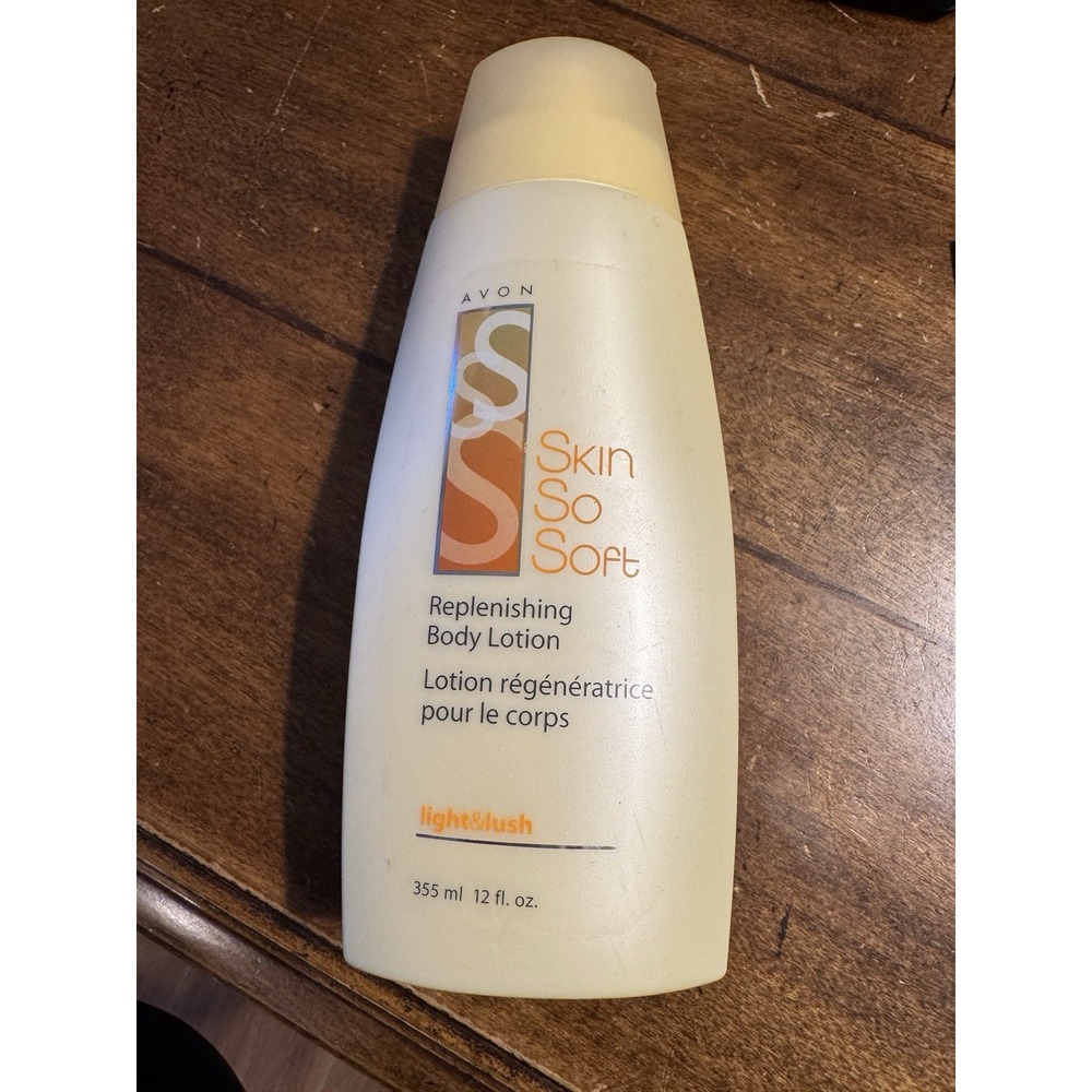 Original Formula Avon Skin So Soft Replenishing Body Lotion Light Lush 12oz NOS!